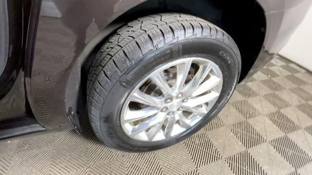 Used 2018 Buick Enclave Premium w/ Experience Buick Package FWD image 21