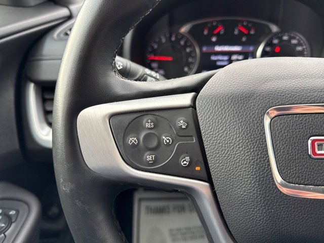Used 2024 GMC Terrain SLT image 13