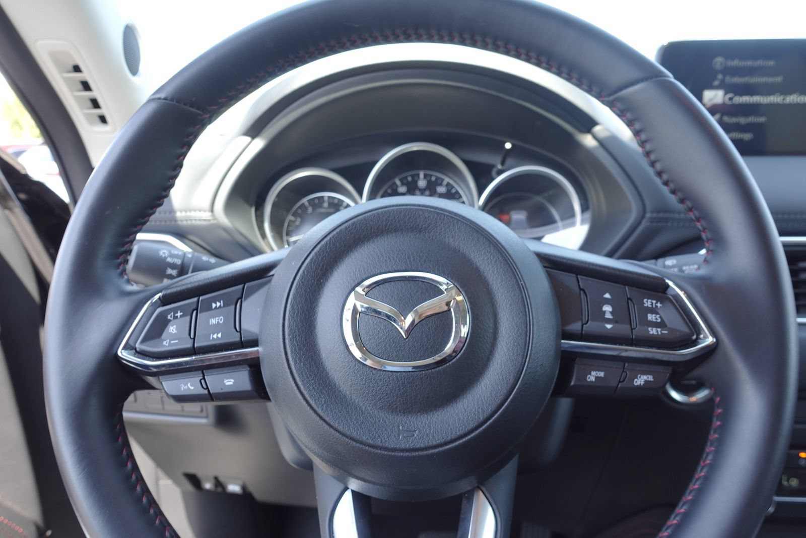 Certified 2025 MAZDA CX-5 Carbon Edition AWD/4WD image 19