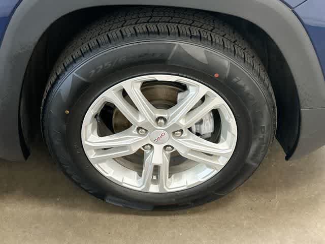 Used 2023 GMC Terrain SLE w/ Driver Convenience Package AWD/4WD image 4