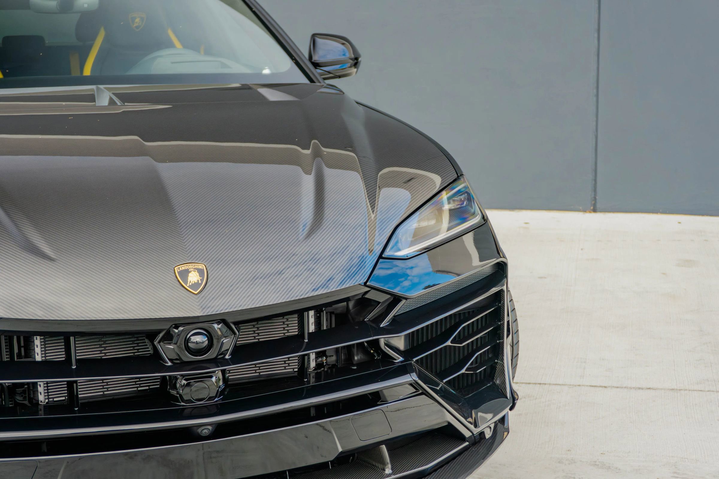 Used 2025 Lamborghini Urus SE image 36