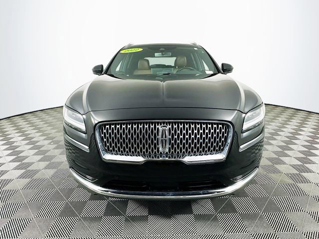 Used 2022 Lincoln Nautilus Reserve w/ Equipment Group 201A image 4