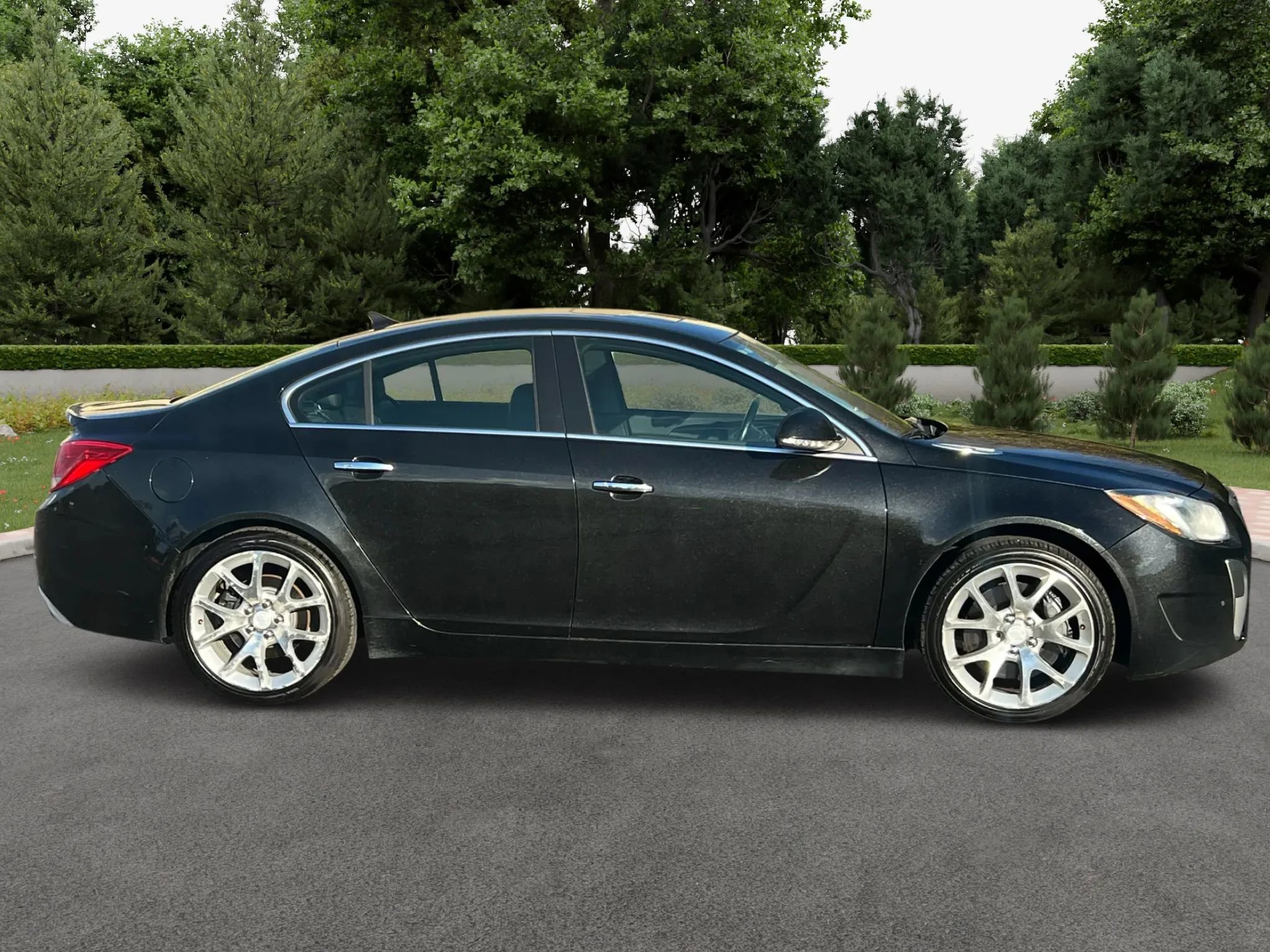 Used 2013 Buick Regal GS image 5