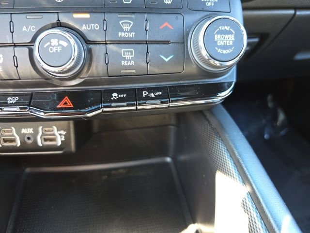 Used 2024 Dodge Durango GT image 30