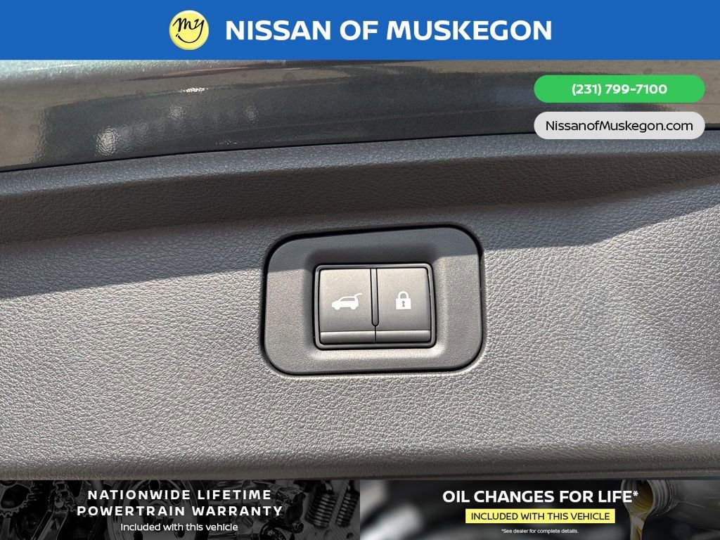 New 2025 Nissan Armada Platinum Reserve image 30