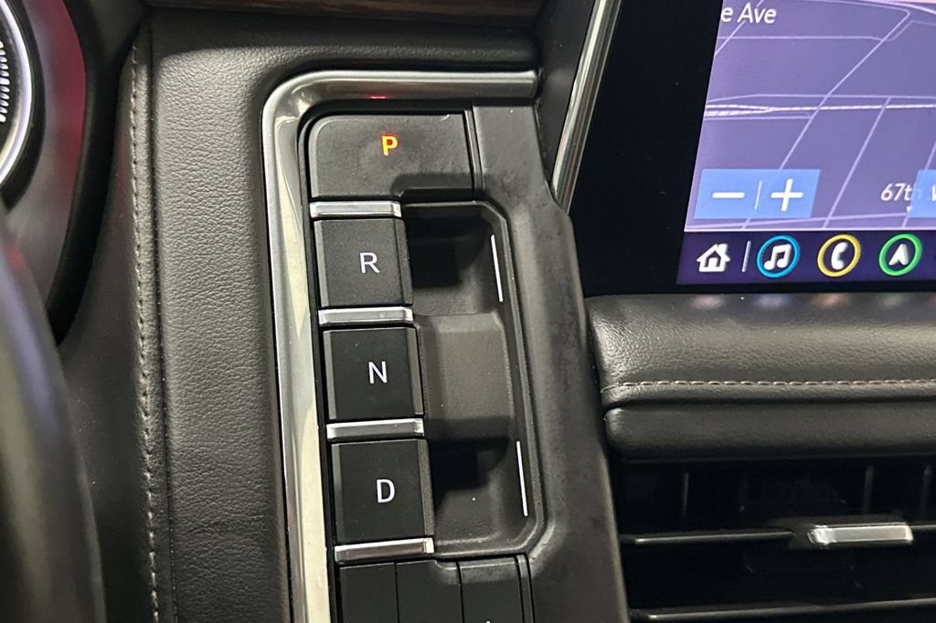 Used 2021 Chevrolet Tahoe High Country w/ Premium Package RWD image 27