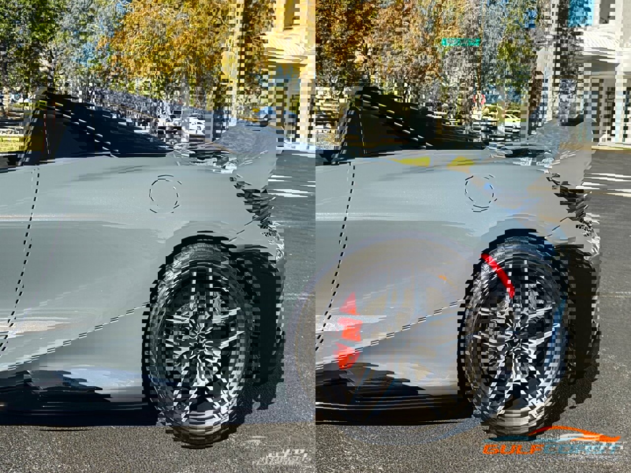 Used 2022 McLaren 765LT image 42