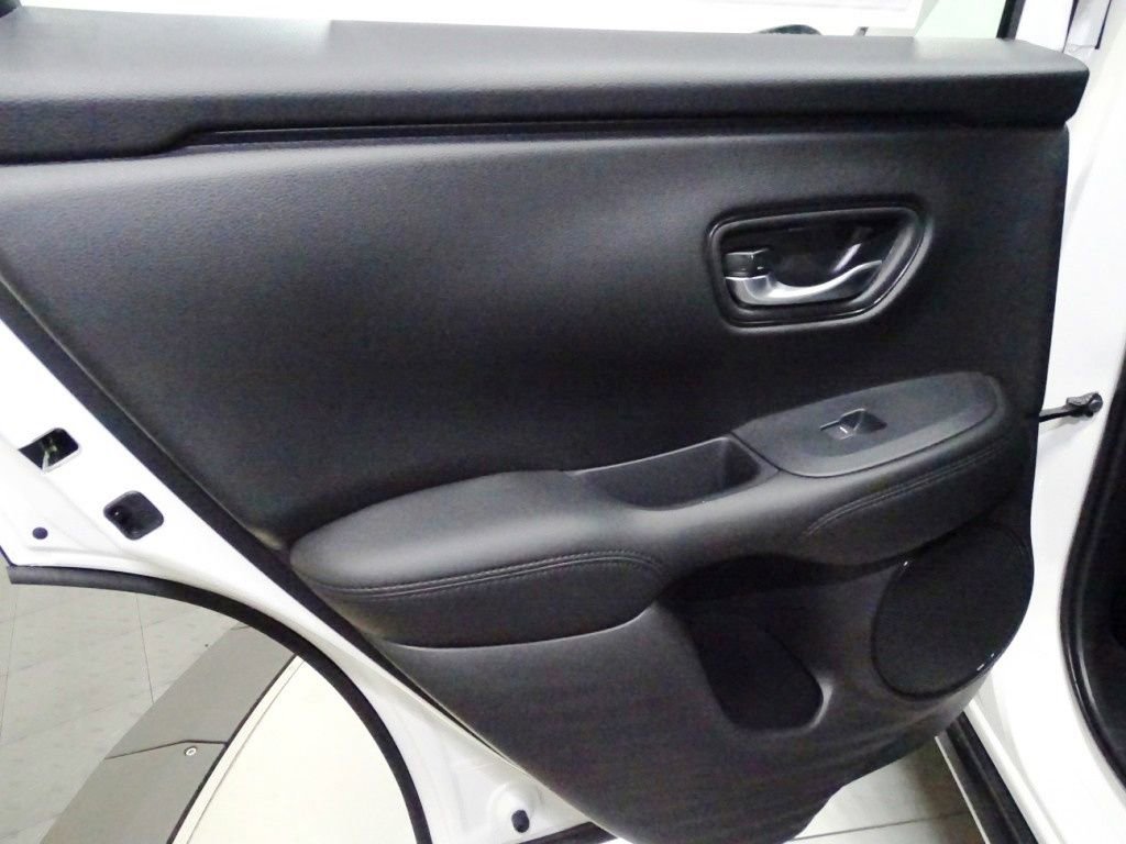 Used 2025 Honda HR-V LX image 20