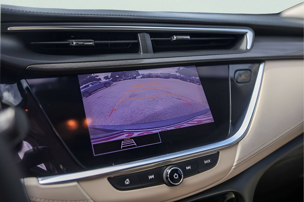 Used 2022 Buick Encore GX Essence w/ Experience Buick Package FWD image 19