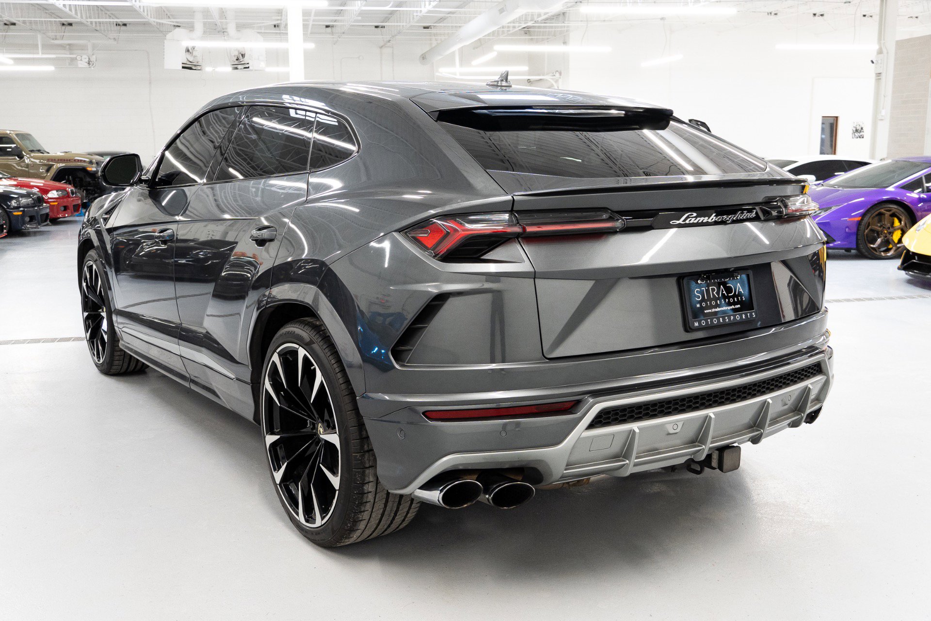 Used 2019 Lamborghini Urus image 7