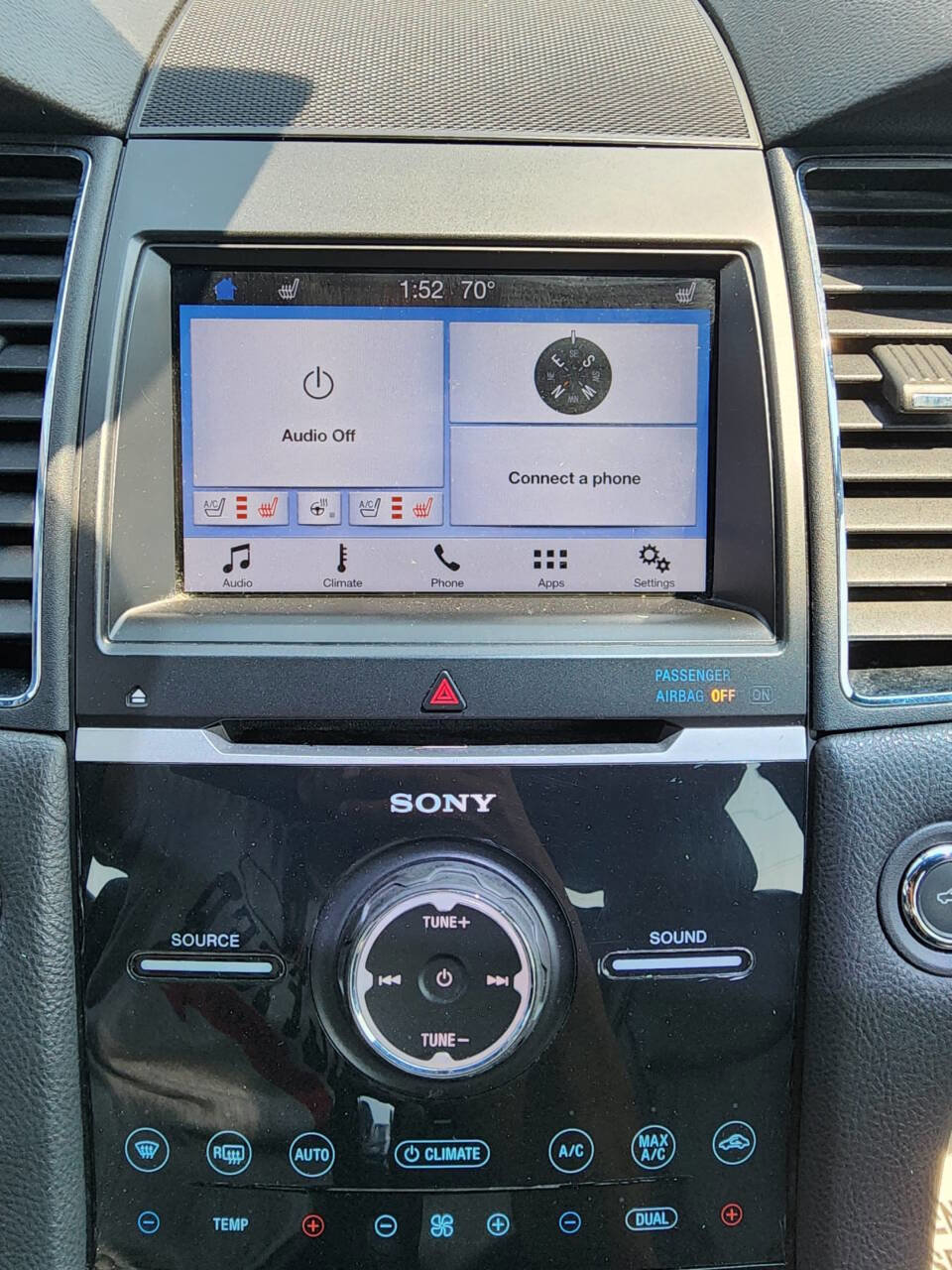 Used 2019 Ford Taurus Limited FWD image 14