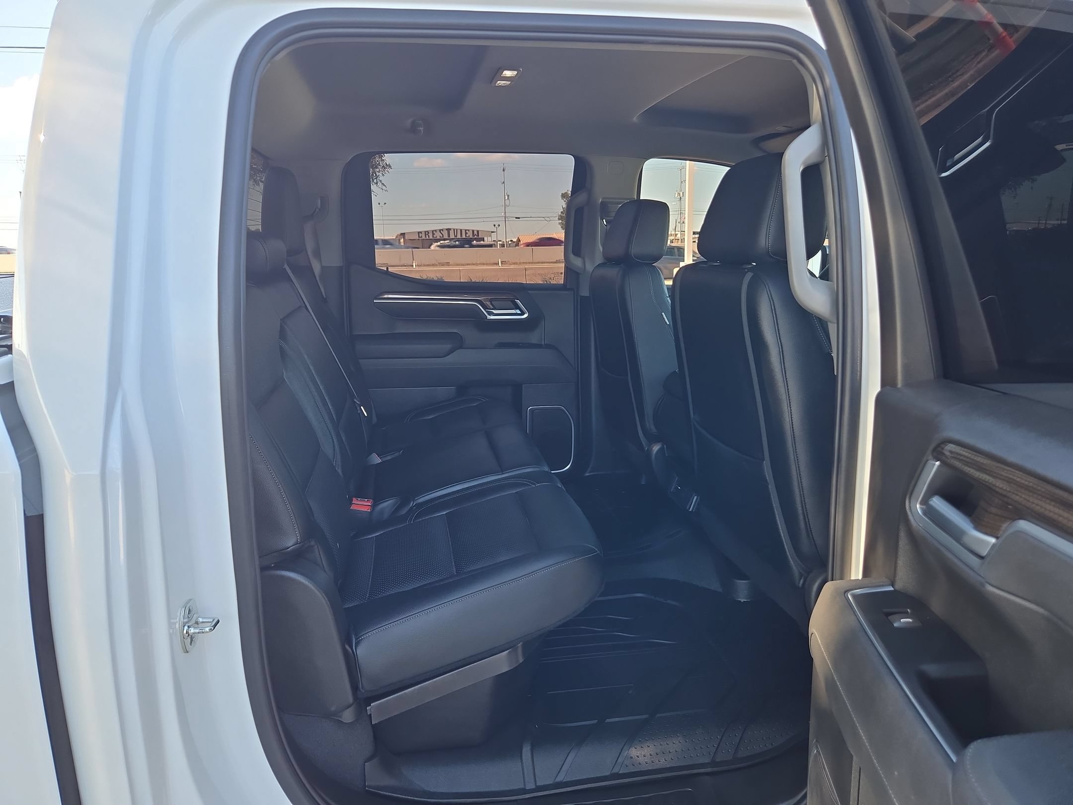 Certified 2026 Chevrolet Silverado 1500 LT RWD image 23