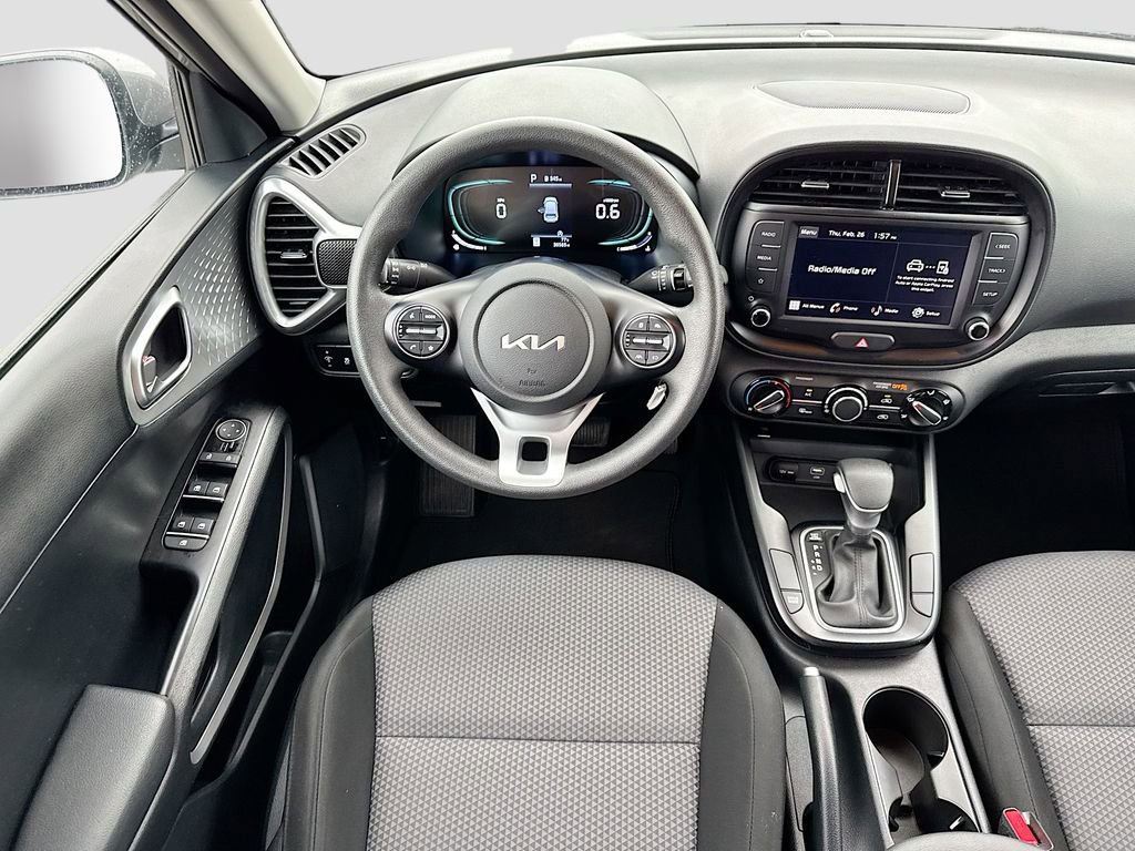 Used 2025 Kia Soul LX w/ LX Technology Package image 20