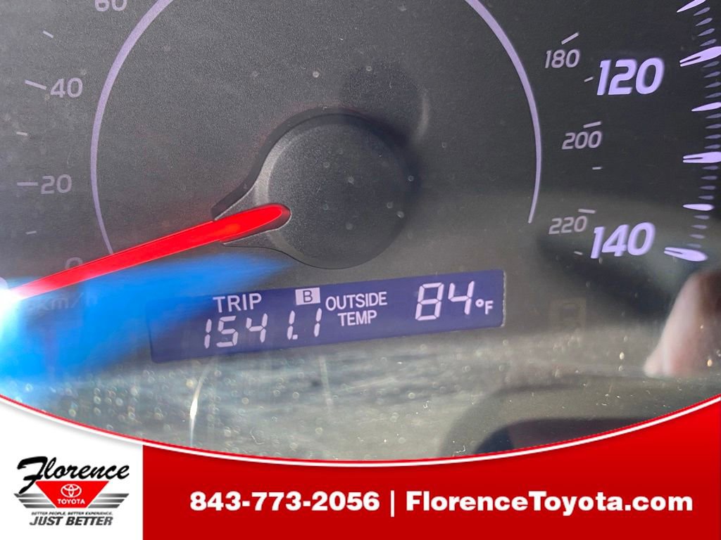 Used 2010 Toyota Camry FWD image 5