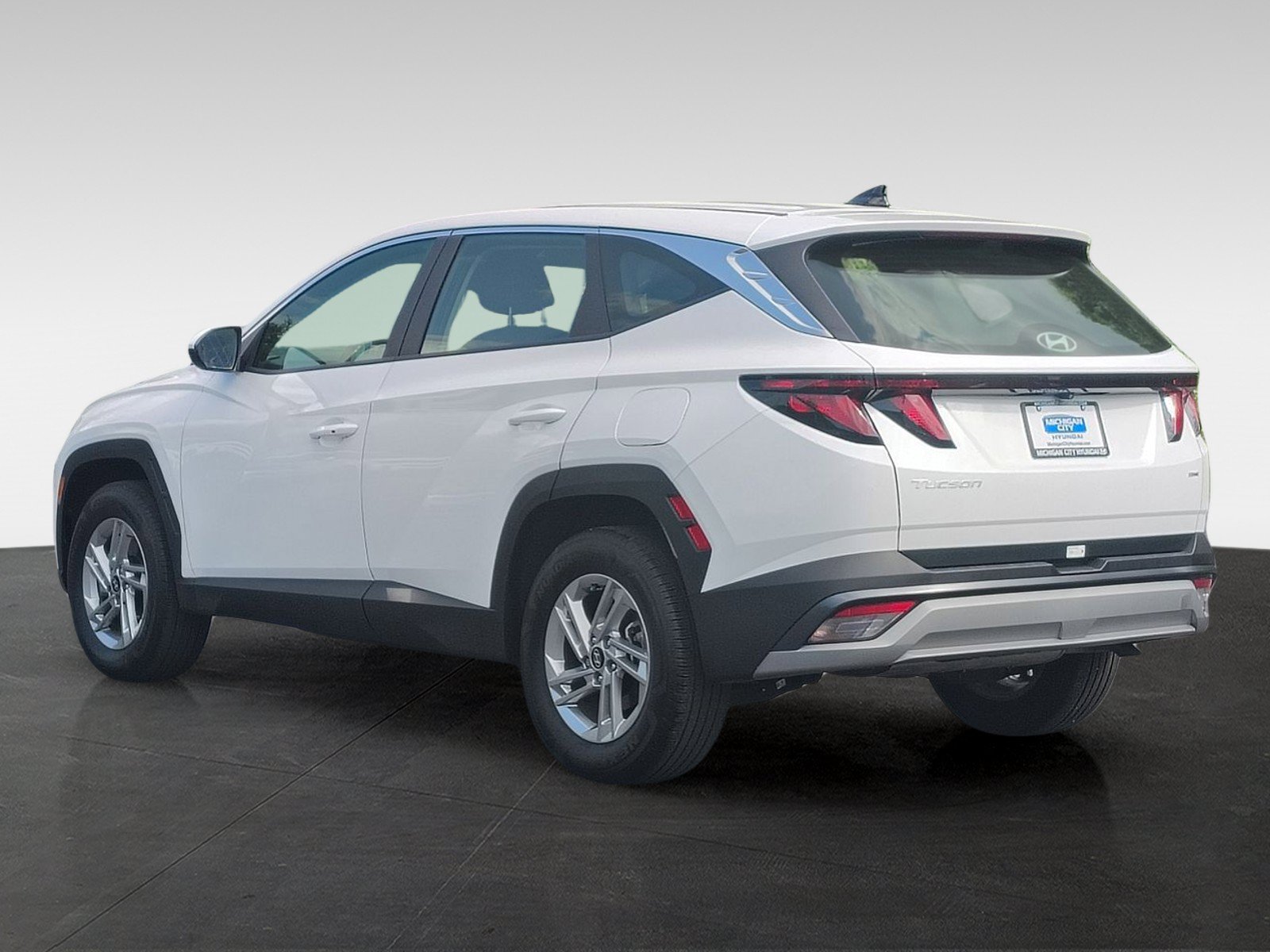 Certified 2025 Hyundai Tucson SE AWD/4WD image 7