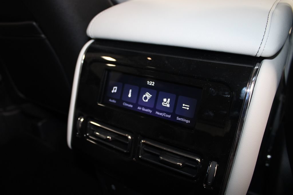 New 2026 Lincoln Aviator Reserve AWD/4WD image 32
