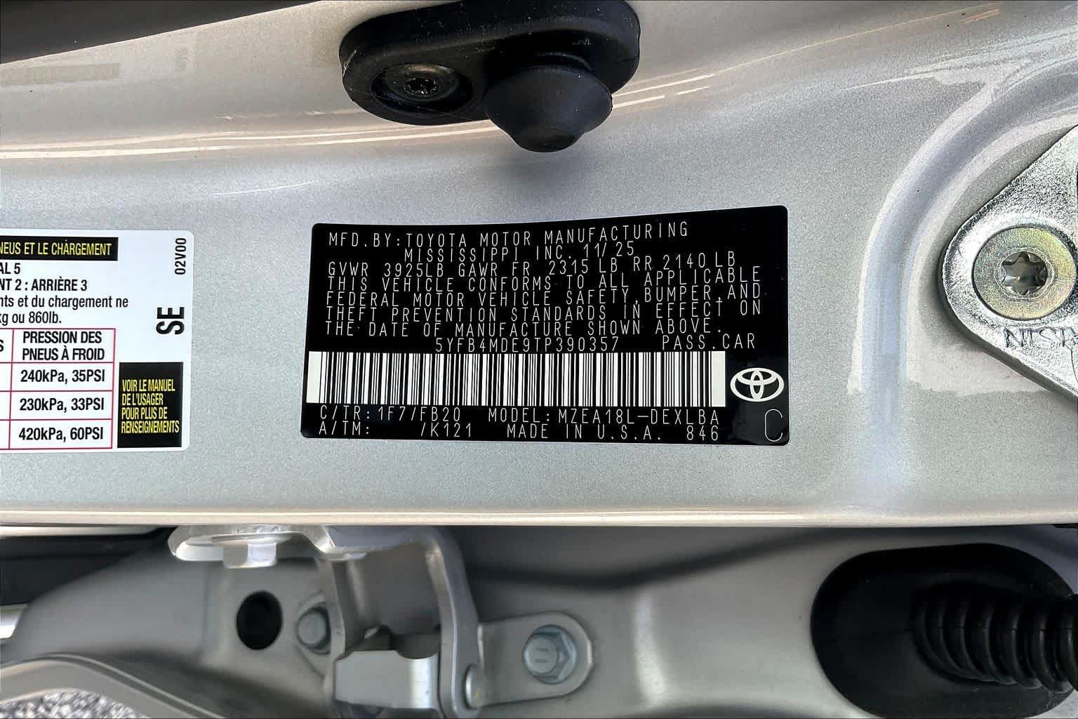 Used 2026 Toyota Corolla LE FWD image 33