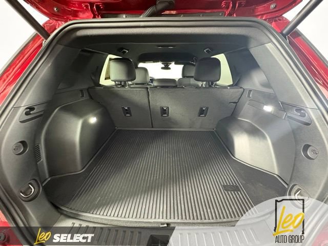 Used 2026 Chevrolet Equinox RS w/ LPO, Floor Liner Package AWD/4WD image 11