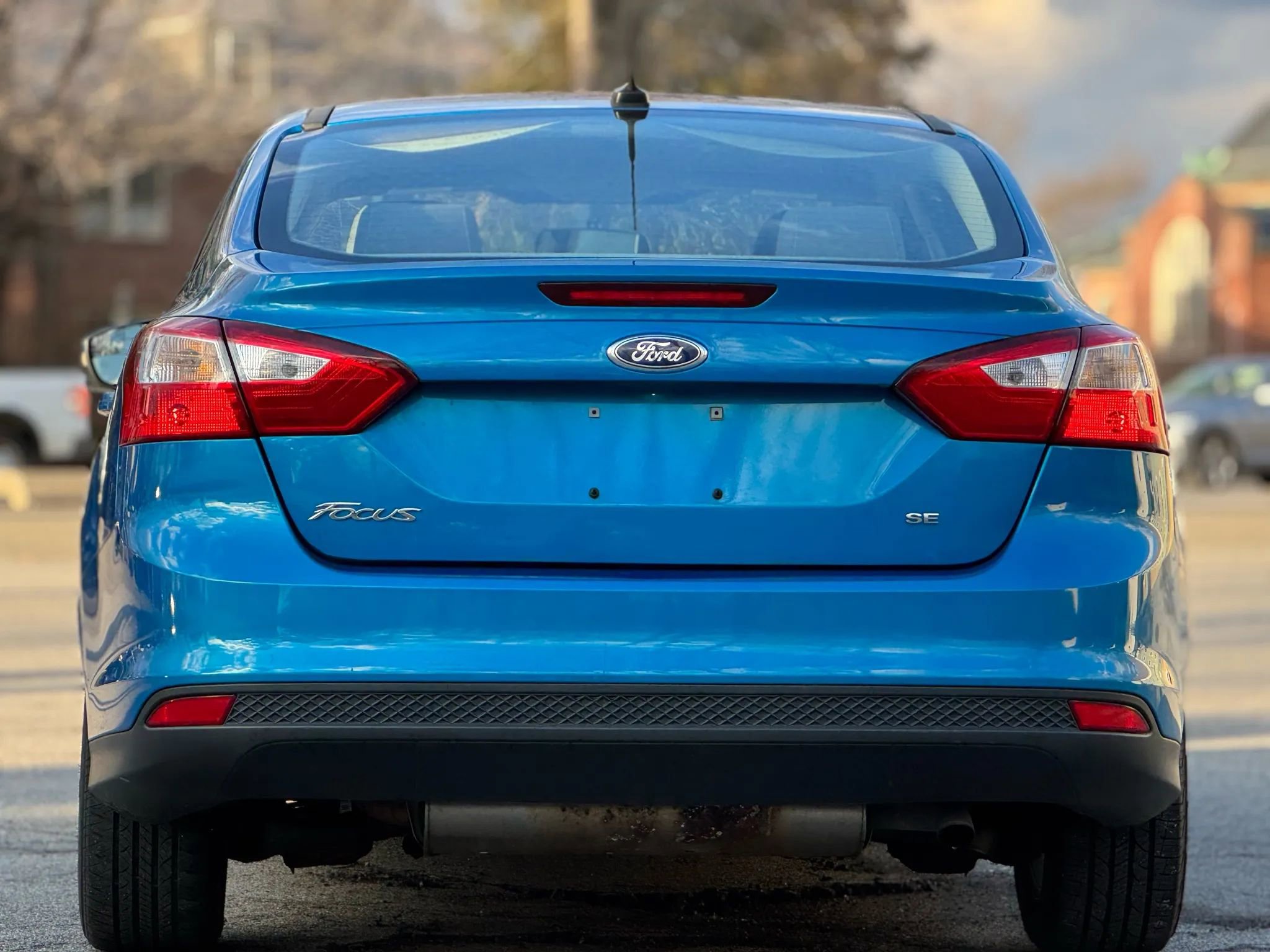 Used 2014 Ford Focus SE w/ SE Winter Package image 6