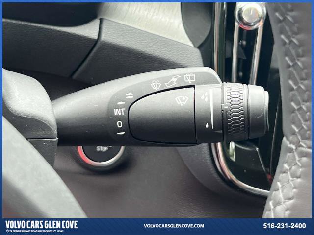 Used 2025 Volvo XC40 B5 Plus w/ Protection Package Premier image 24