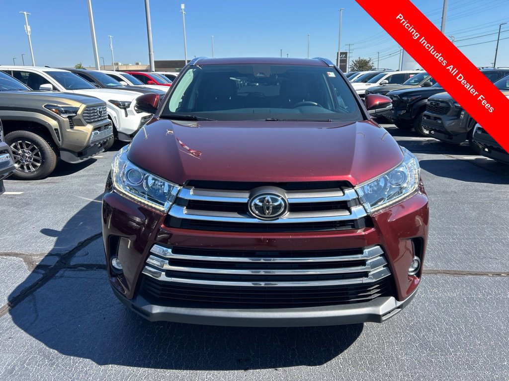 Used 2019 Toyota Highlander Limited FWD image 26