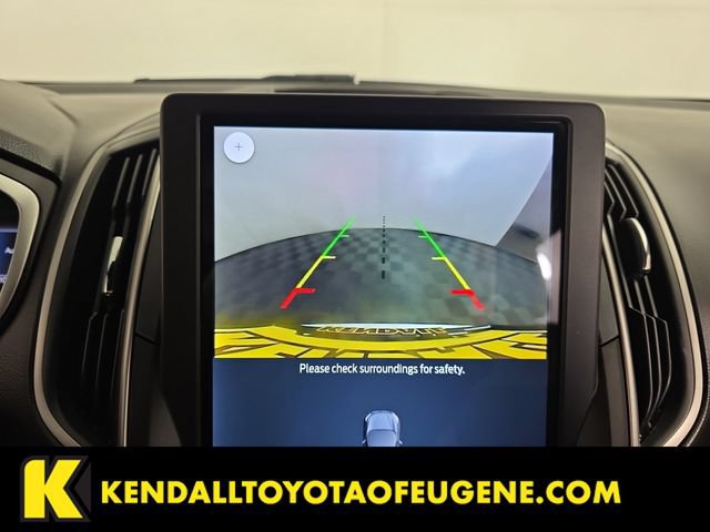 Used 2021 Ford Edge ST-Line w/ Cold Weather Package AWD/4WD image 14