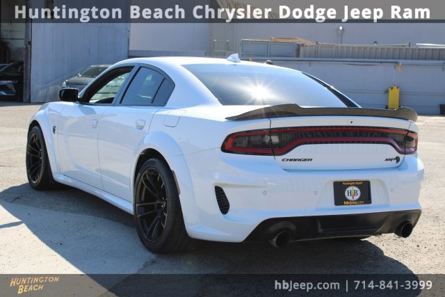 Used 2022 Dodge Charger SRT Hellcat w/ SRT Black Package image 3