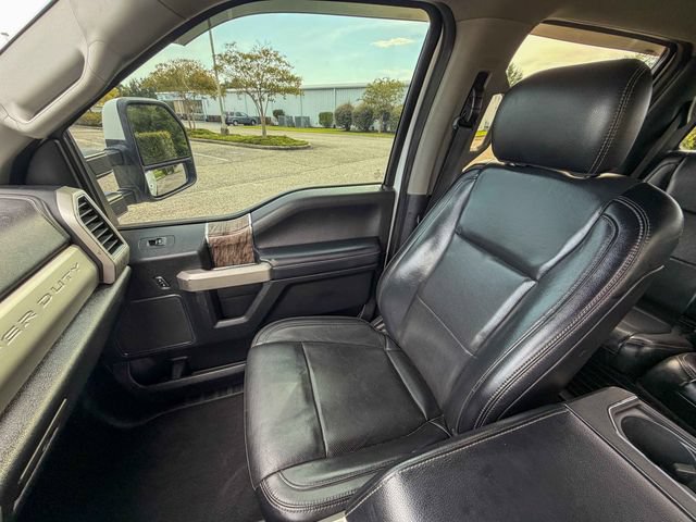 Used 2019 Ford F250 Lariat w/ Lariat Value Package AWD/4WD image 16