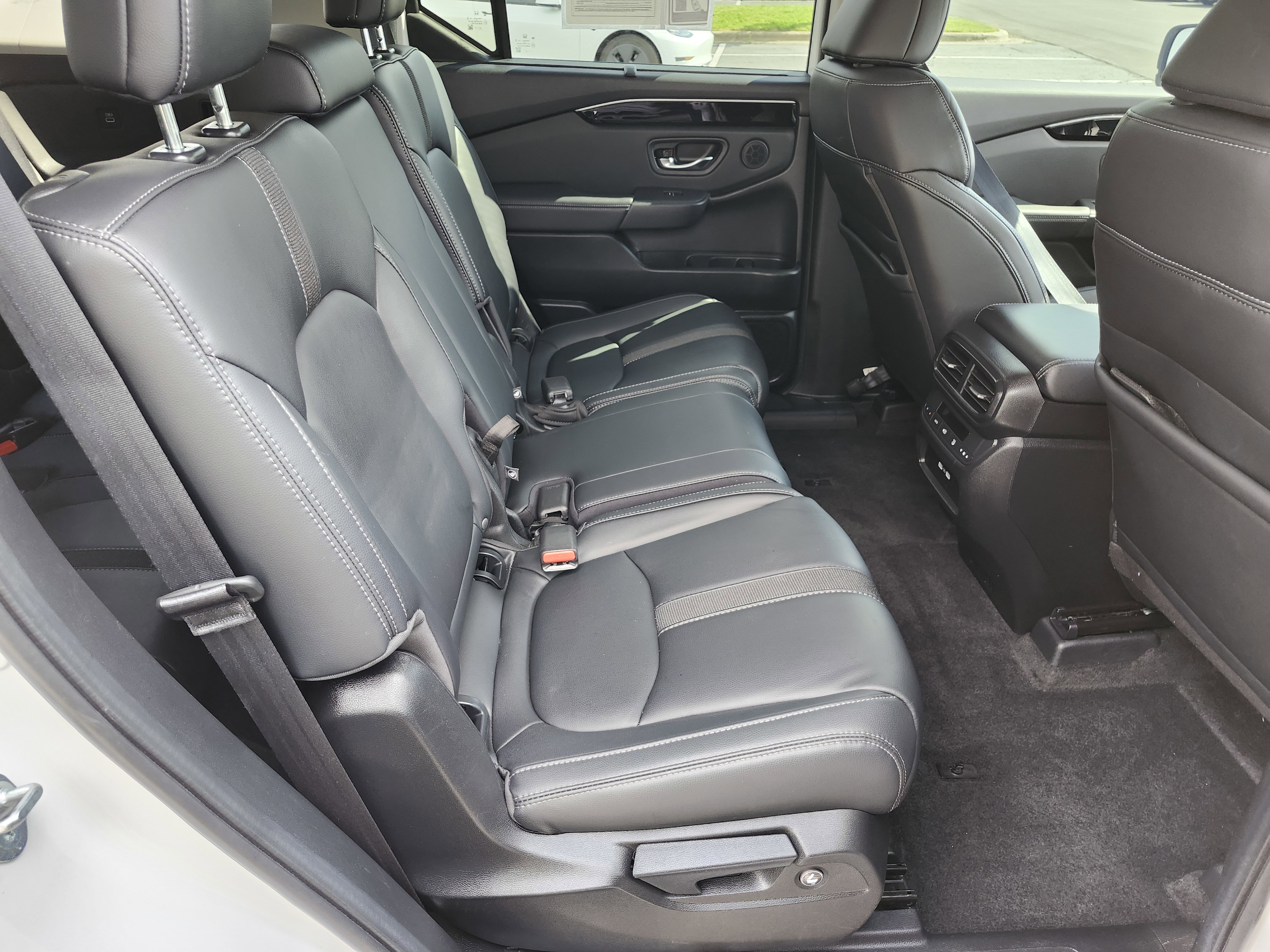 Used 2023 Honda Pilot Touring image 22