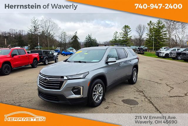 Used 2023 Chevrolet Traverse LT FWD image 3