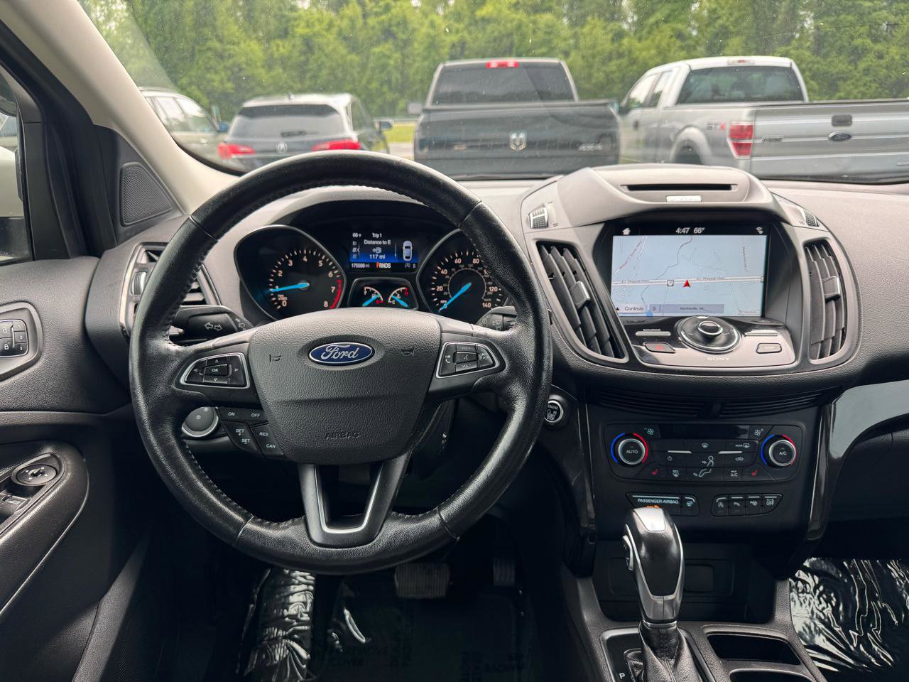 Used 2018 Ford Escape Titanium AWD/4WD image 19