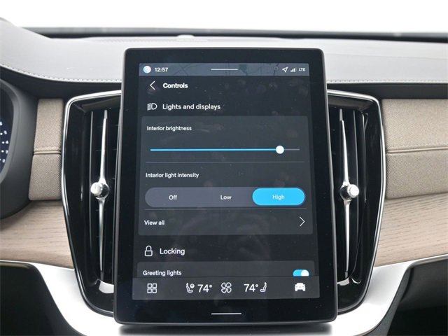 New 2026 Volvo XC90 B6 Ultra w/ Protection Package Premier image 17