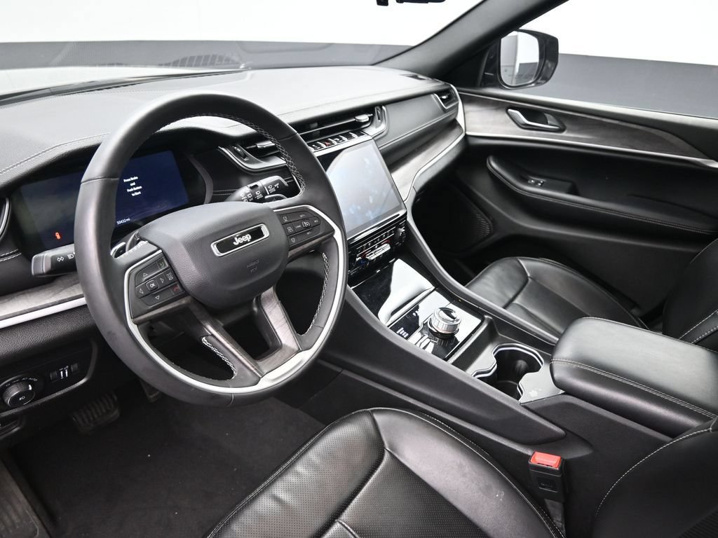 Used 2024 Jeep Grand Cherokee L Limited w/ Luxury Tech Group II AWD/4WD image 20