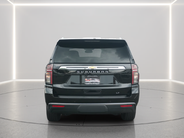 Used 2024 Chevrolet Suburban LT AWD/4WD image 4