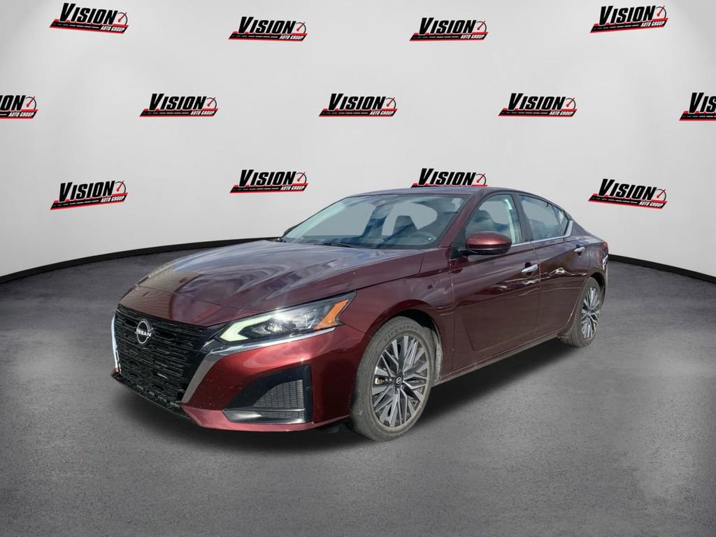 Used 2023 Nissan Altima 2.5 SV