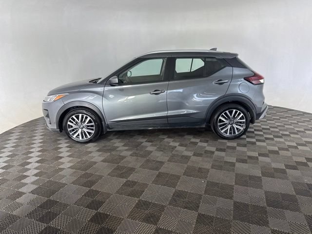 Used 2023 Nissan Kicks SV FWD image 8