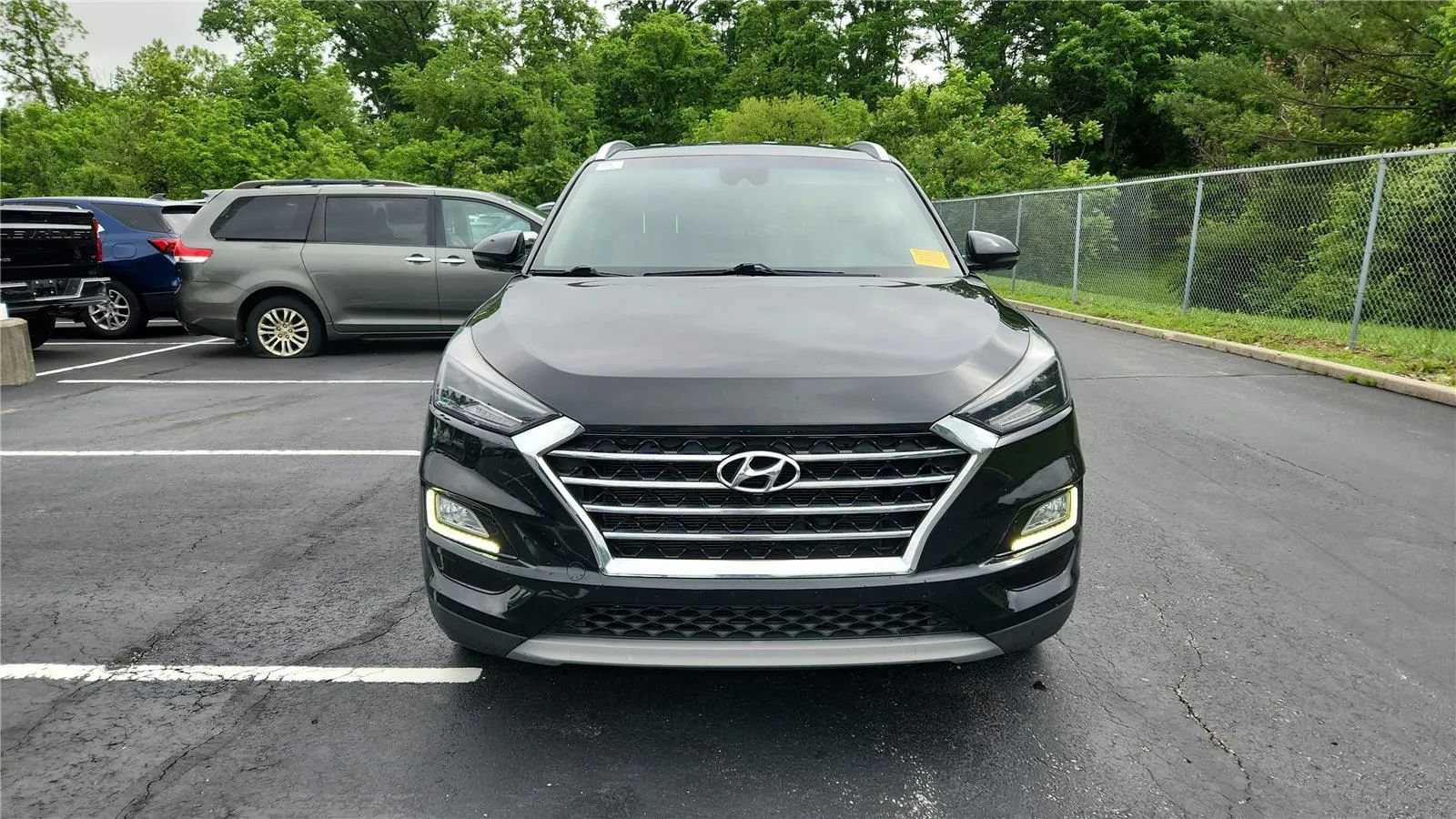 Used 2021 Hyundai Tucson Limited w/ Cargo Package AWD/4WD image 3