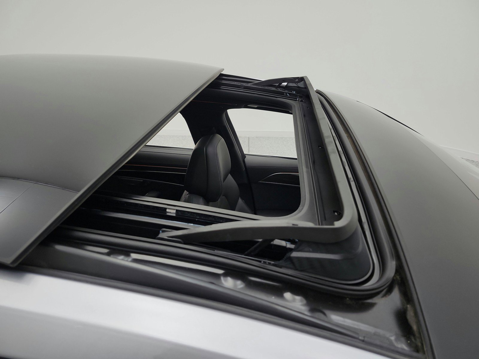 Used 2023 Audi S8 w/ S8 Executive Package image 12