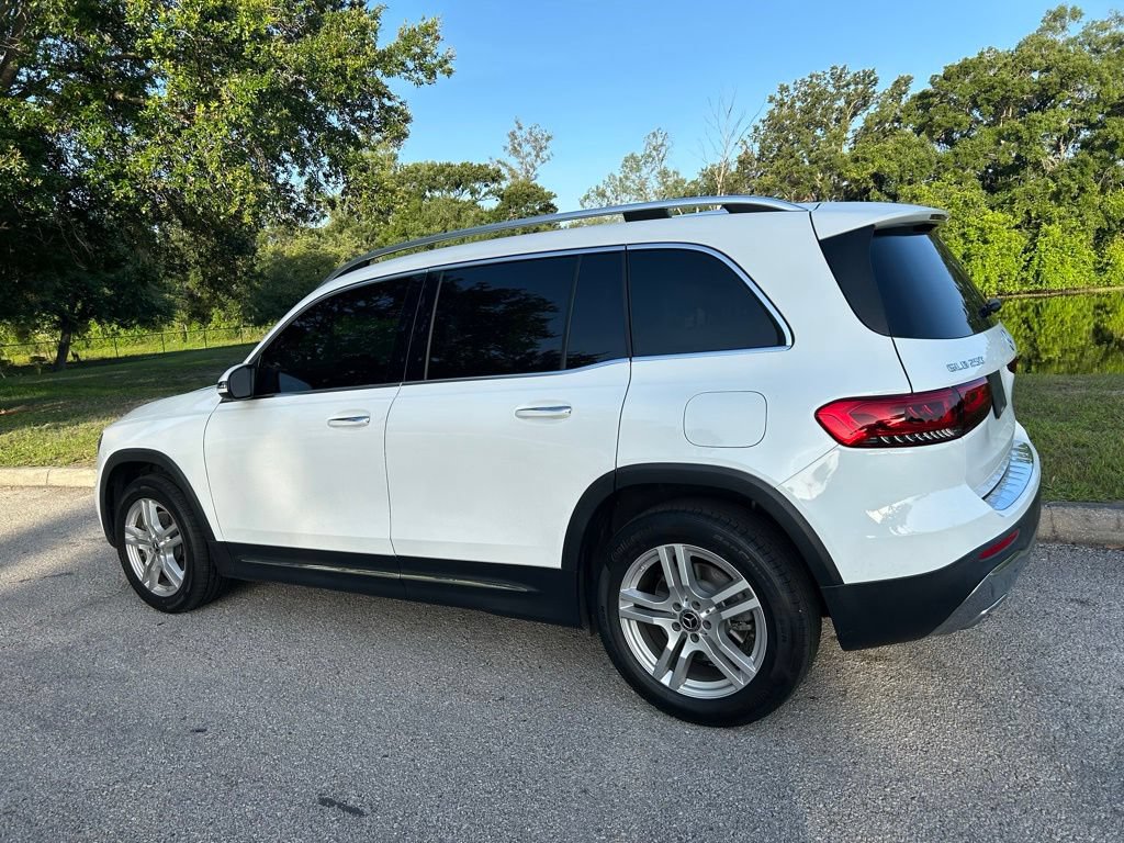 Used 2023 Mercedes-Benz GLB 250 image 4