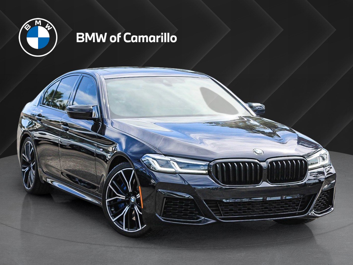 Used 2022 BMW M550i xDrive image 1