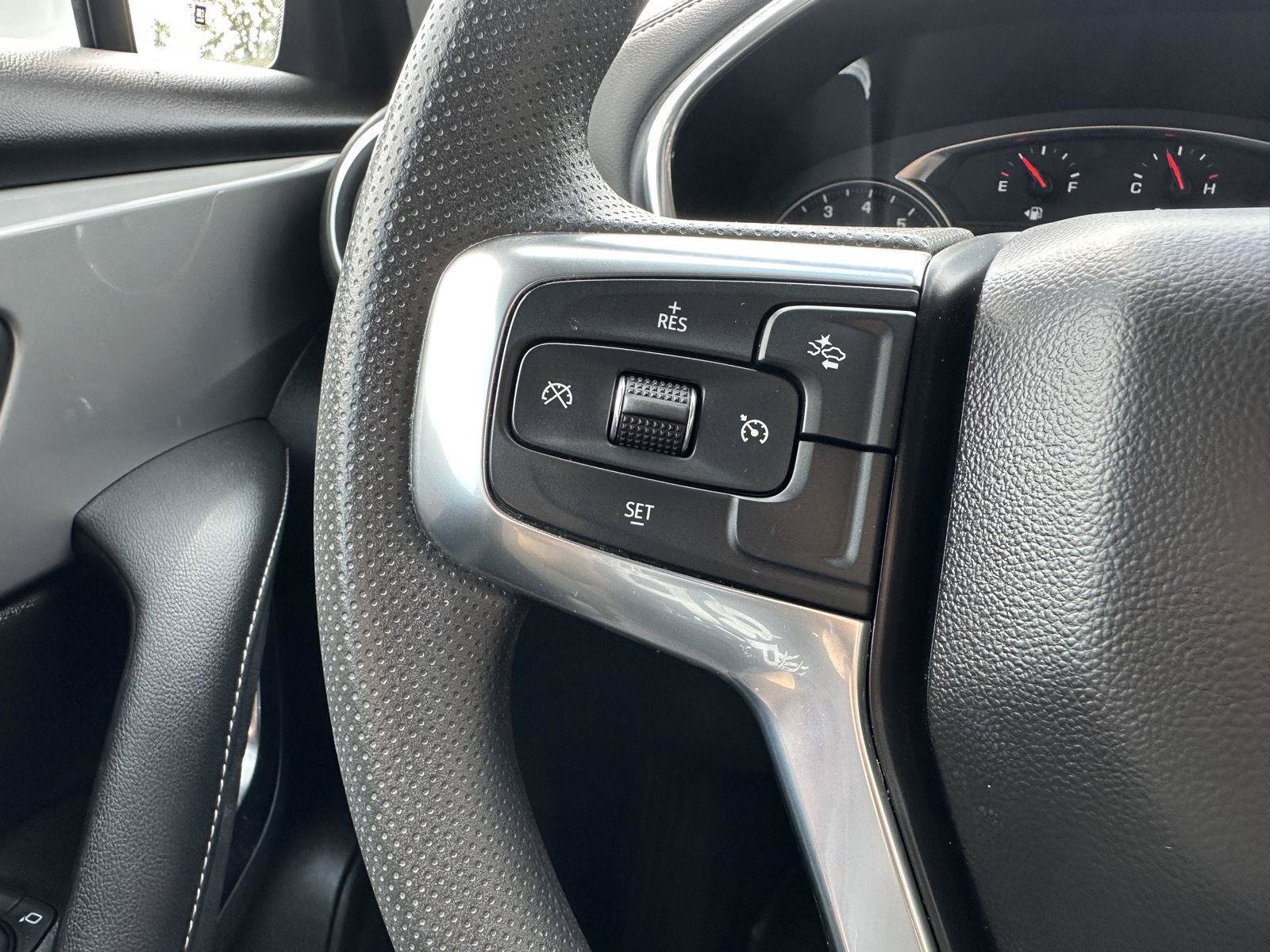 Used 2023 Chevrolet Blazer LT FWD image 17