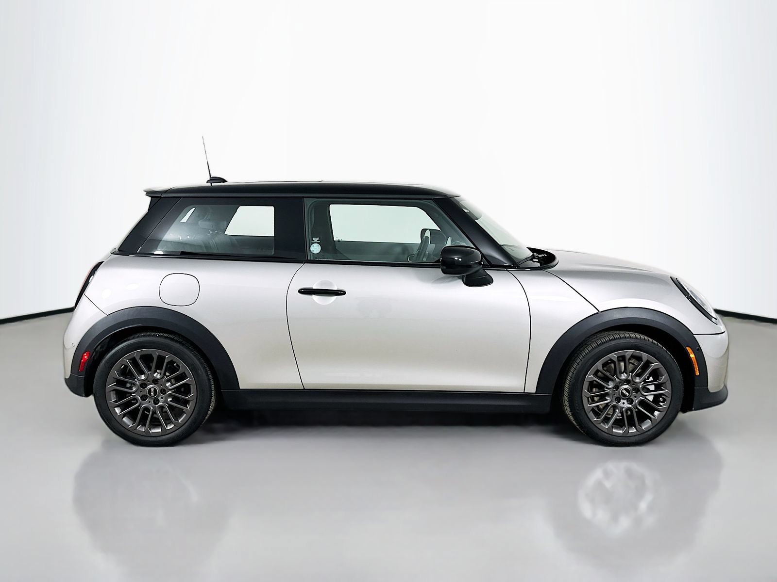 Used 2026 MINI Cooper S FWD image 4