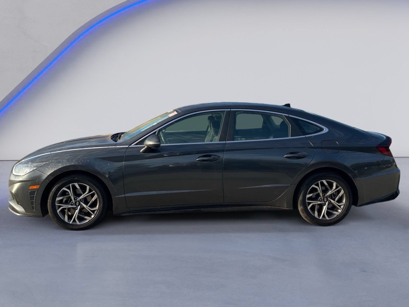 Used 2022 Hyundai Sonata SEL w/ Preferred Accessory Package FWD image 3