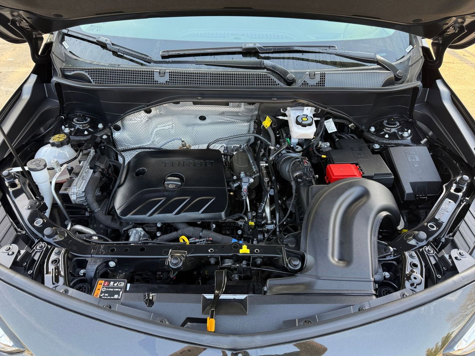 Used 2025 Buick Encore GX Preferred image 32