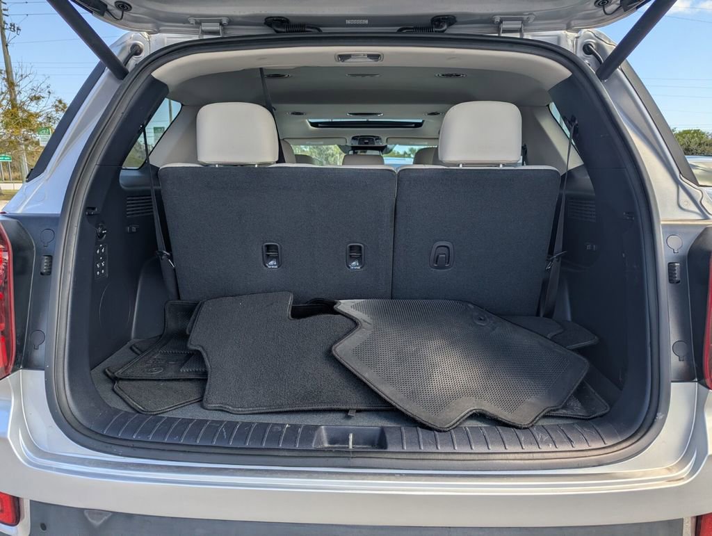 Used 2022 Hyundai Palisade SEL w/ 8P Bench Seat Package image 16