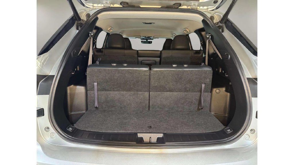 Used 2025 Mitsubishi Outlander SE AWD/4WD image 29