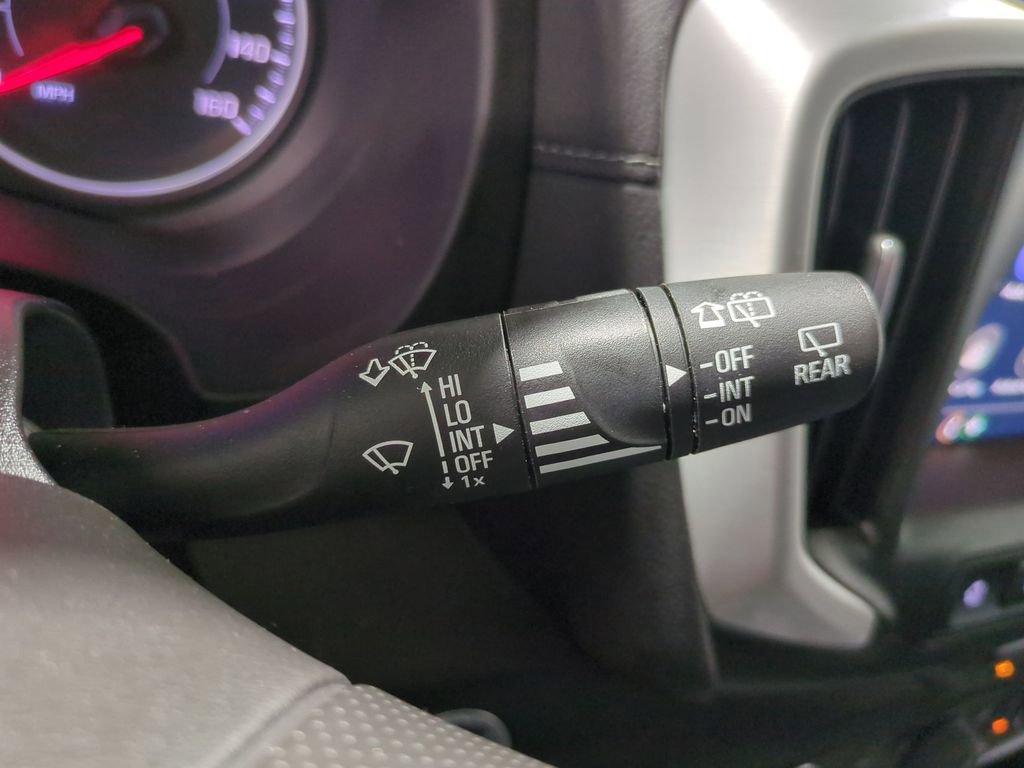 Used 2023 GMC Terrain SLE w/ Driver Convenience Package image 25