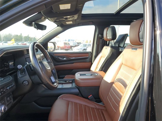 Used 2023 GMC Yukon Denali Ultimate image 5