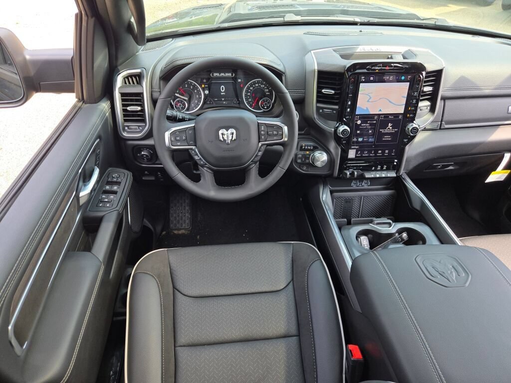 New 2027 RAM 1500 Laramie w/ Night Edition AWD/4WD image 17