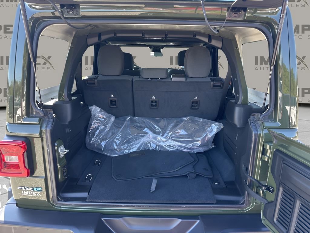 Used 2024 Jeep Wrangler Unlimited Sahara image 26